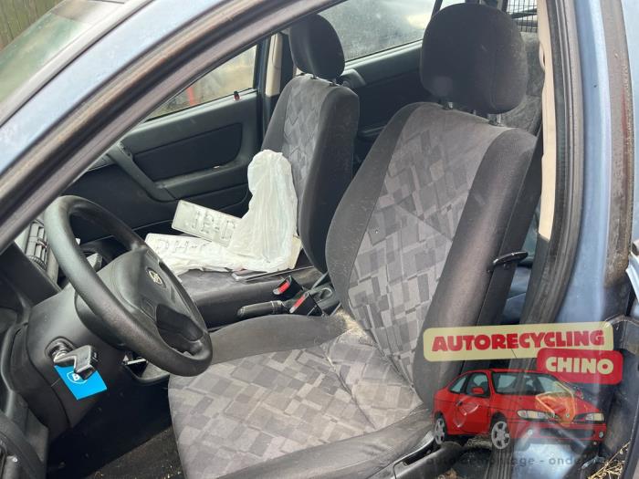 Opel Astra G Caravan 1.6 16V Sloopvoertuig (1999, Blauw)