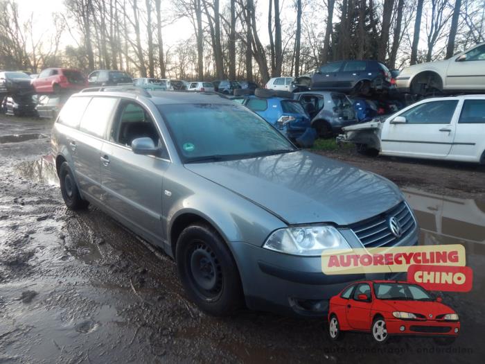 Volkswagen Passat Variant 2.0 20V Sloopvoertuig (2004, Grijs)