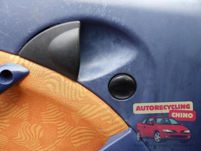 Smart City-Coupé 0.6 Turbo i.c. Smart&Pulse Sloopvoertuig (1999, Grijs)