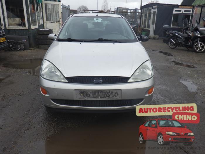 Ford Focus 1 1.6 16V Sloopvoertuig (2000, Grijs)