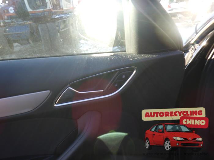 Audi Q3 1.4 45 TFSI e 16V Sloopvoertuig (2018, Zwart)