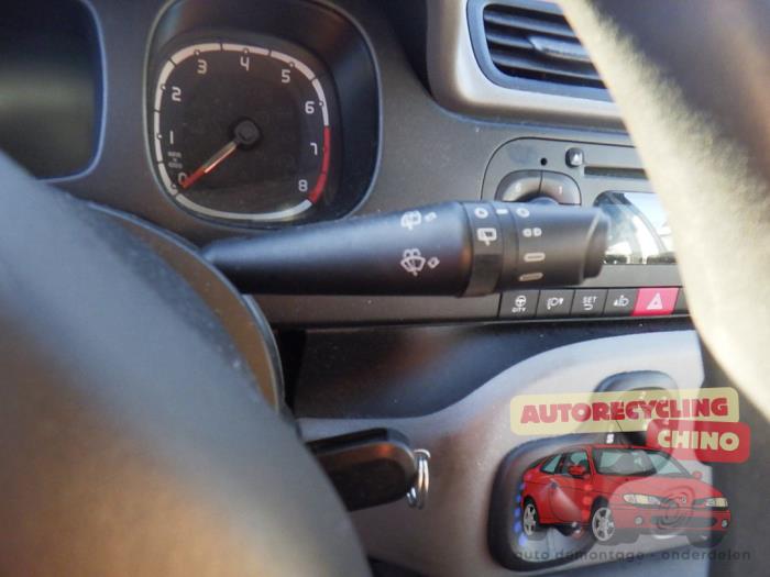 Fiat Panda/Pandina 0.9 TwinAir 65 Sloopvoertuig (2014, Grijs)