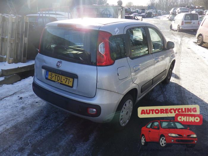 Fiat Panda/Pandina 0.9 TwinAir 65 Sloopvoertuig (2014, Grijs)
