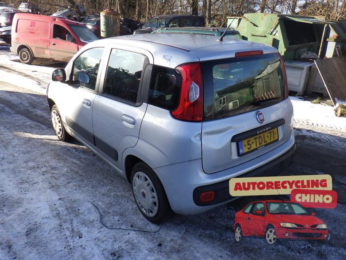 Fiat Panda/Pandina 0.9 TwinAir 65 Sloopvoertuig (2014, Grijs)