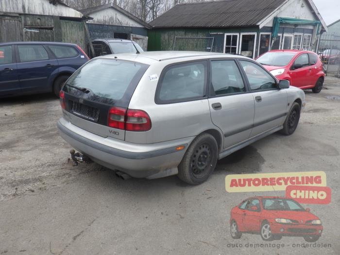 Volvo V40 2.0 16V Sloopvoertuig (1997, Grijs)