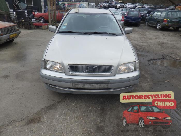 Volvo V40 2.0 16V Sloopvoertuig (1997, Grijs)