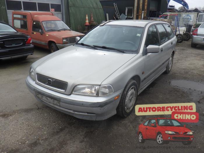 Volvo V40 2.0 16V Sloopvoertuig (1997, Grijs)