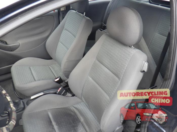 Opel Corsa C 1.4 16V Sloopvoertuig (2002, Blauw)