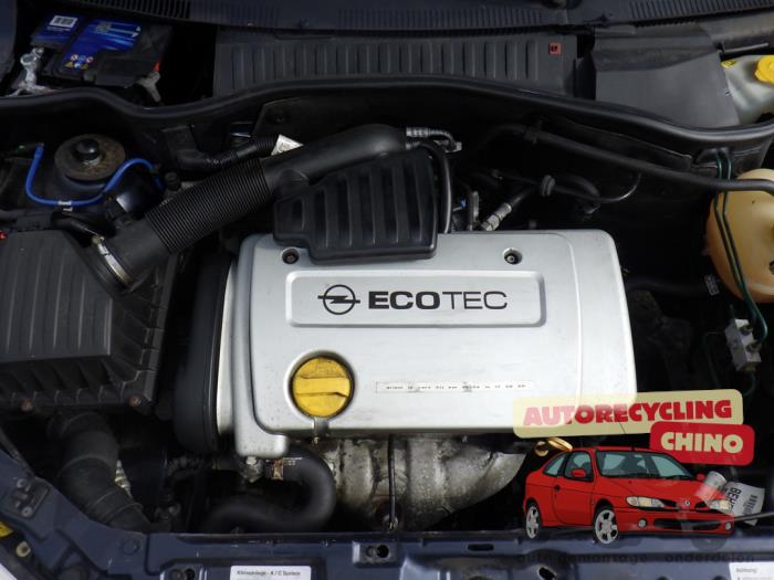 Opel Corsa C 1.4 16V Sloopvoertuig (2002, Blauw)