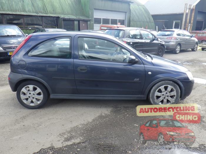Opel Corsa C 1.4 16V Sloopvoertuig (2002, Blauw)