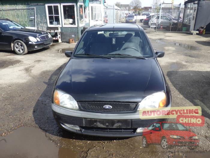 Ford Fiesta 4 1.8 Di Sloopvoertuig (2001, Zwart)
