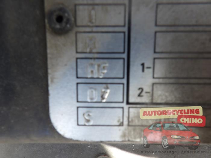 Ford Fiesta 4 1.8 Di Sloopvoertuig (2001, Zwart)