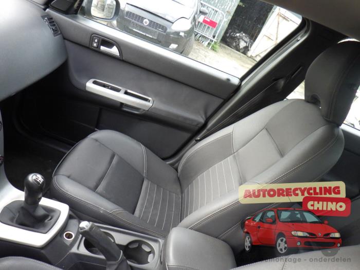 Volvo S40 1.6 D 16V Sloopvoertuig (2006, Grijs)