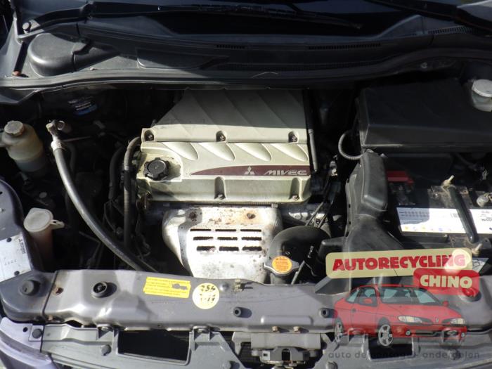 Mitsubishi Grandis 2.4 16V MIVEC Sloopvoertuig (2004, Paars)