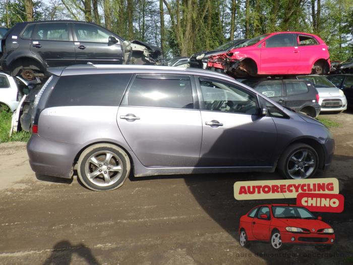 Mitsubishi Grandis 2.4 16V MIVEC Sloopvoertuig (2004, Paars)