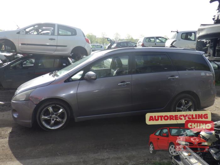 Mitsubishi Grandis 2.4 16V MIVEC Sloopvoertuig (2004, Paars)