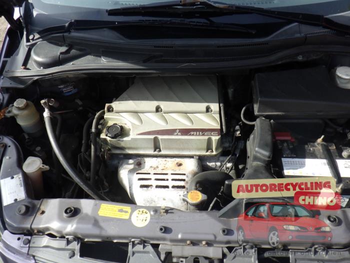 Mitsubishi Grandis 2.4 16V MIVEC Sloopvoertuig (2004, Paars)