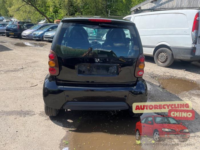 Smart City-Coupé 0.6 Turbo i.c. Smart&Pulse Sloopvoertuig (2001, Zwart, Bruin)