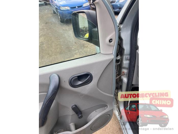 Renault Kangoo Express 1.5 dCi 105 FAP Sloopvoertuig (2009, Grijs)