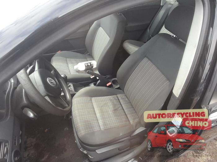 Volkswagen Polo IV 1.2 Sloopvoertuig (2005, Zwart)