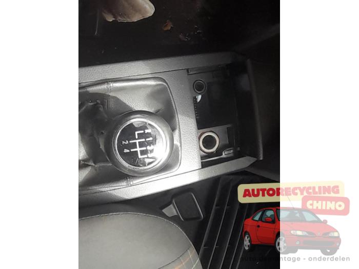 Volkswagen Polo IV 1.2 Sloopvoertuig (2005, Zwart)