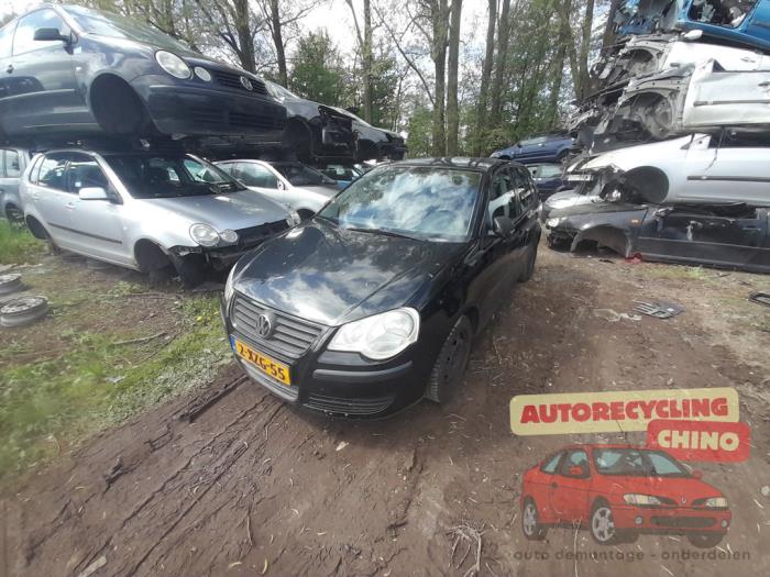 Volkswagen Polo IV 1.2 Sloopvoertuig (2005, Zwart)