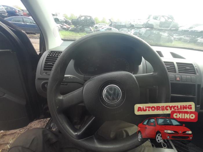 Volkswagen Polo IV 1.2 Sloopvoertuig (2005, Zwart)