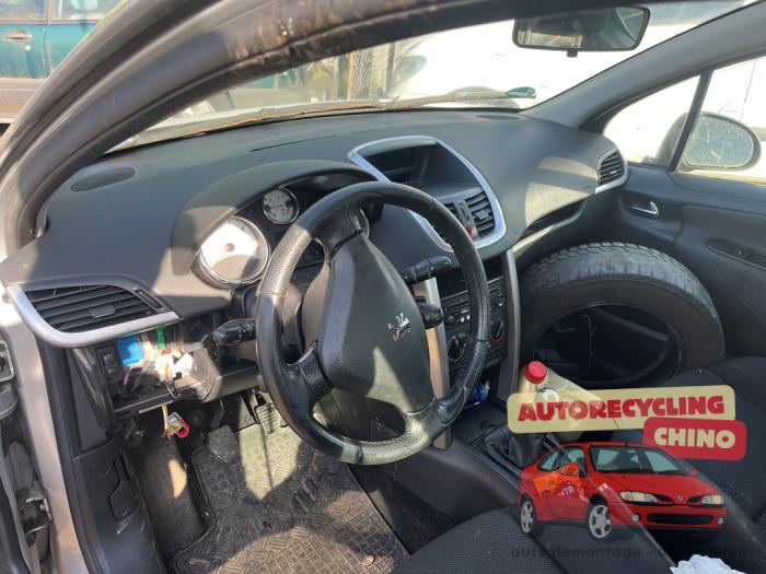 Peugeot 207/207+ 1.4 16V VTi Sloopvoertuig (2009, Grijs)