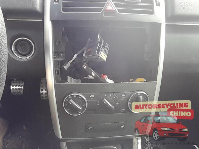 Mercedes B 2.0 B-200 16V Turbo Sloopvoertuig (2005, Zwart)