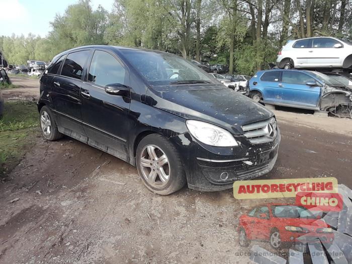 Mercedes B 2.0 B-200 16V Turbo Sloopvoertuig (2005, Zwart)