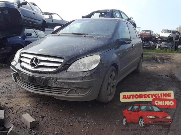 Mercedes B 2.0 B-200 16V Turbo Sloopvoertuig (2005, Zwart)