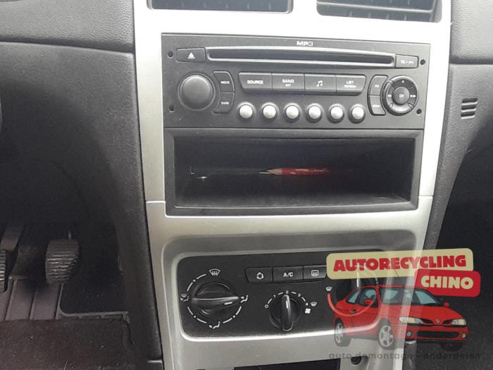 Peugeot 307 Break 1.4 16V Sloopvoertuig (2006, Zwart)