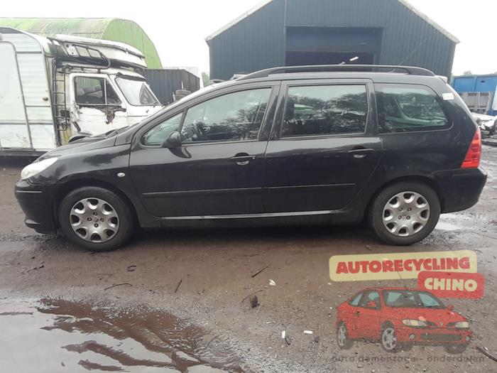 Peugeot 307 Break 1.4 16V Sloopvoertuig (2006, Zwart)