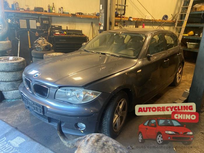 BMW 1 serie 120i 16V Sloopvoertuig (2007, Donker, Grijs)