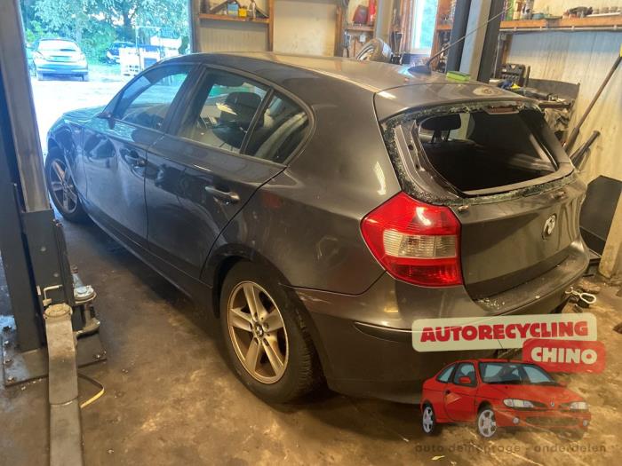BMW 1 serie 120i 16V Sloopvoertuig (2007, Donker, Grijs)