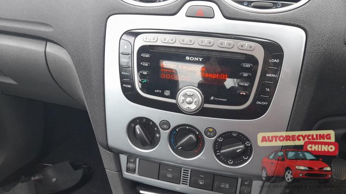 Ford Focus 2 C+C 2.0 16V Sloopvoertuig (2007, Zilver)