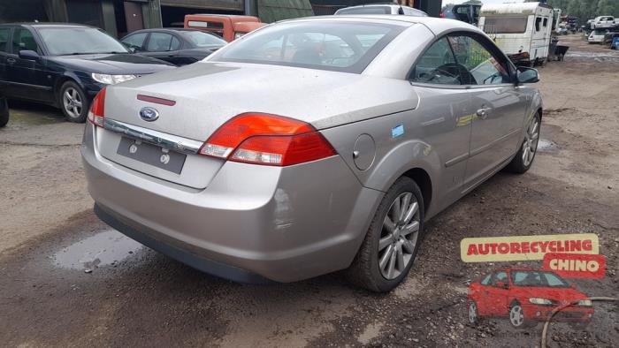 Ford Focus 2 C+C 2.0 16V Sloopvoertuig (2007, Zilver)