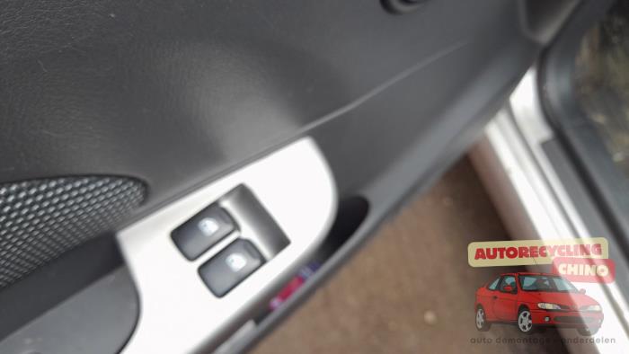 Chevrolet Kalos 1.4 16V Sloopvoertuig (2007, Grijs)