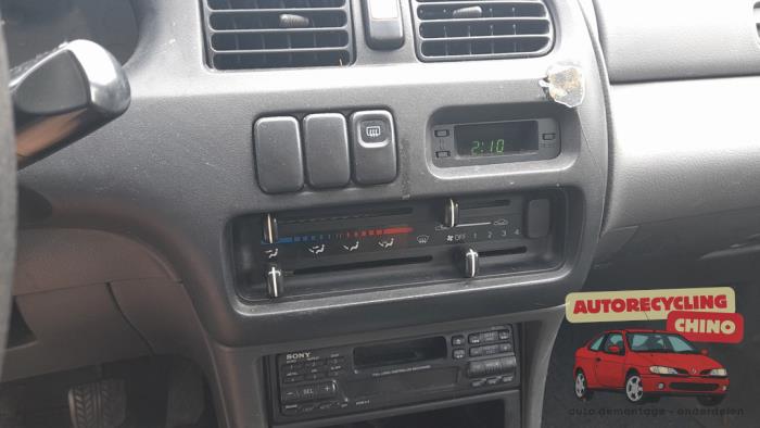 Mazda 323 1.3i 16V Sloopvoertuig (1996, Groen)