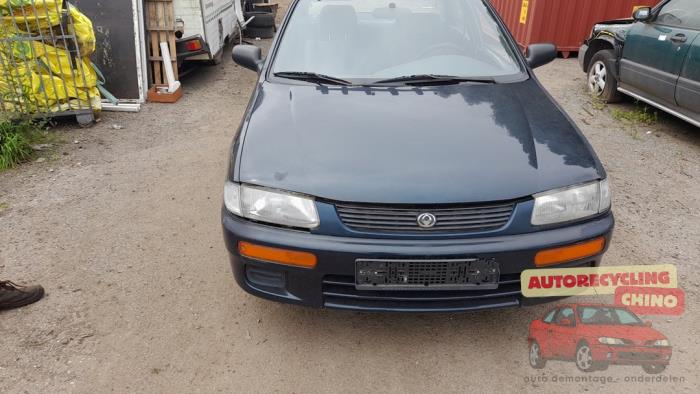 Mazda 323 1.3i 16V Sloopvoertuig (1996, Groen)