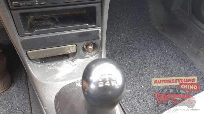 Mazda 323 1.3i 16V Sloopvoertuig (1996, Groen)