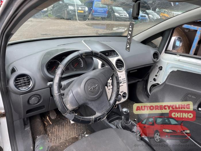 Opel Corsa D 1.3 CDTi 16V ecoFLEX Sloopvoertuig (2008, Wit)