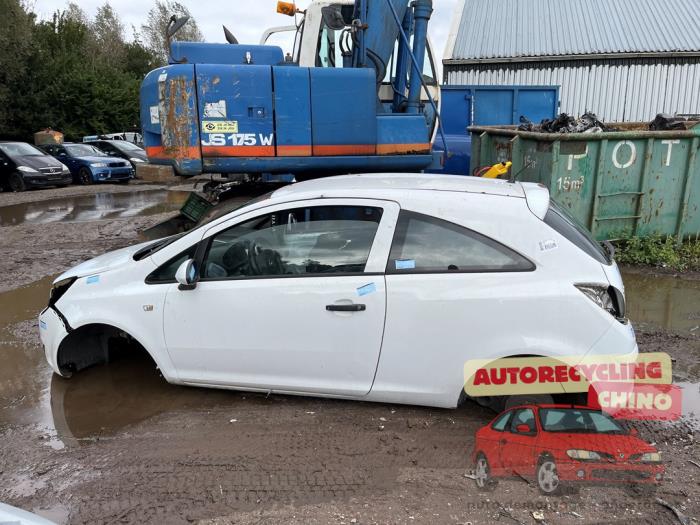 Opel Corsa D 1.3 CDTi 16V ecoFLEX Sloopvoertuig (2008, Wit)