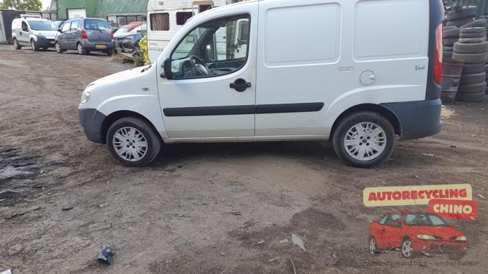 Fiat Doblo Cargo 1.3 D 16V Multijet DPF Sloopvoertuig (2009, Wit)