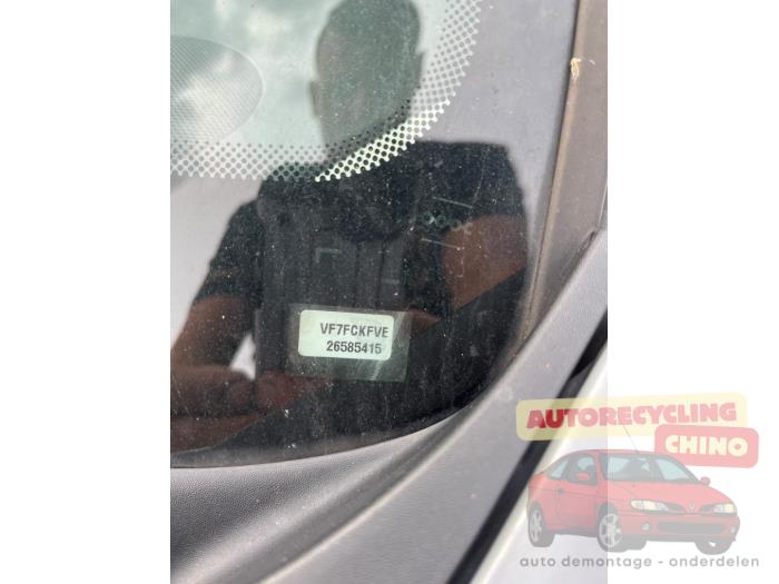 Citroen C3 1.4 Sloopvoertuig (2003, Grijs)