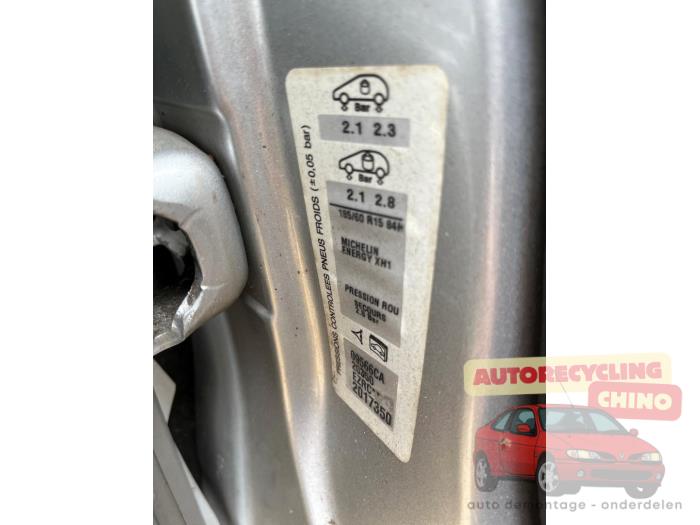 Citroen C3 1.4 Sloopvoertuig (2003, Grijs)