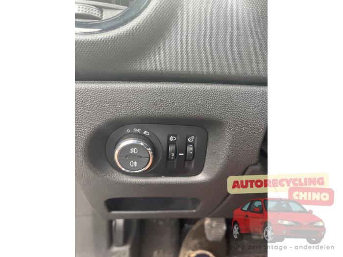 Opel Corsa D 1.2 16V Sloopvoertuig (2013, Grijs)