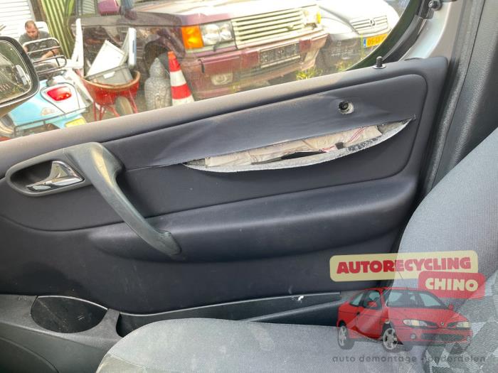 Mercedes Vaneo 1.6 Sloopvoertuig (2003, Grijs)