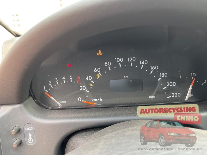 Mercedes Vaneo 1.6 Sloopvoertuig (2003, Grijs)