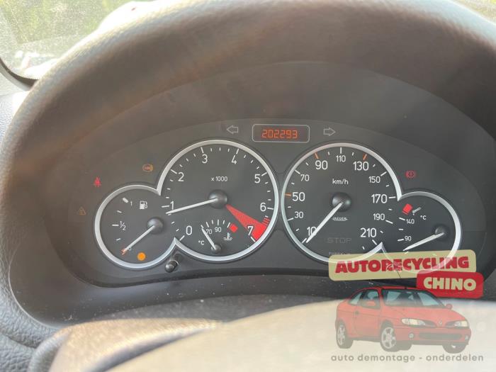 Peugeot 206 CC 2.0 16V Sloopvoertuig (2004, Zwart)